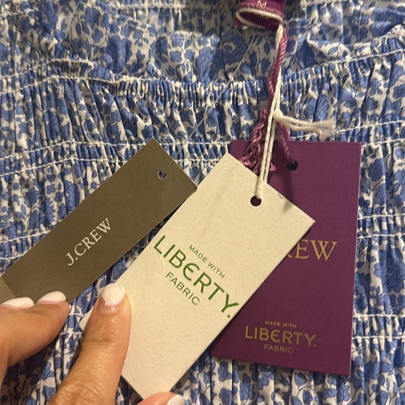 NWT J.Crew Puff-sleeve smocked top in Liberty® D'Anjo Coast fabric - Picture 2 of 3